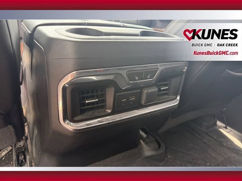 Used 2019 Chevrolet Silverado 1500 High Country w/ Technology Package AWD/4WD image 34
