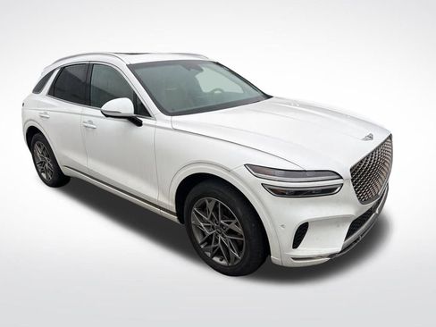 Certified 2023 Genesis GV70 2.5T w/ Advanced Package image 8