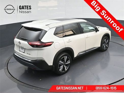 Used 2023 Nissan Rogue SL w/ SL Premium Package image 42