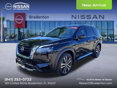 Certified 2024 Nissan Pathfinder Platinum