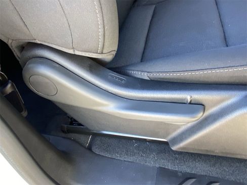 Used 2023 Chevrolet Colorado Trail Boss w/ Technology Package image 20