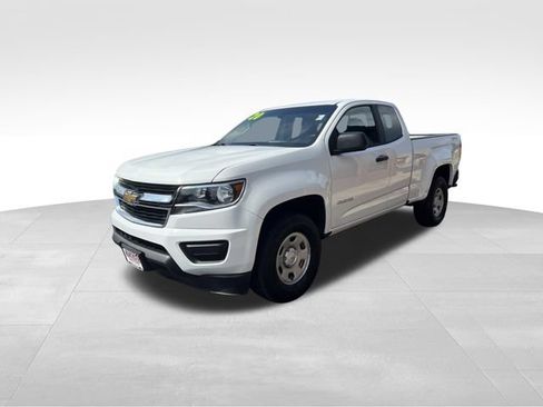 Used 2020 Chevrolet Colorado W/T w/ WT Convenience Package AWD/4WD image 3