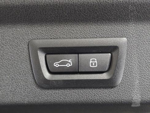 Used 2025 BMW X2 xDrive28i image 10