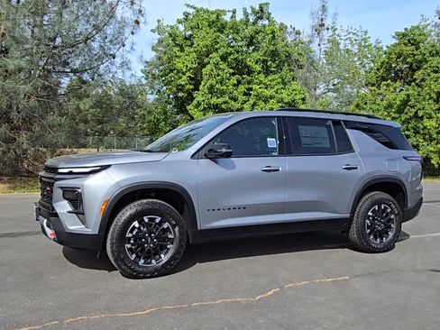 New 2026 Chevrolet Traverse Z71 w/ Enhanced Driving Package image 5