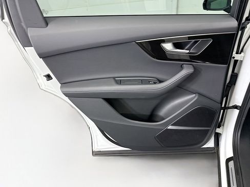 Certified 2025 Audi Q7 2.0T Premium Plus w/ Premium Plus Package image 25