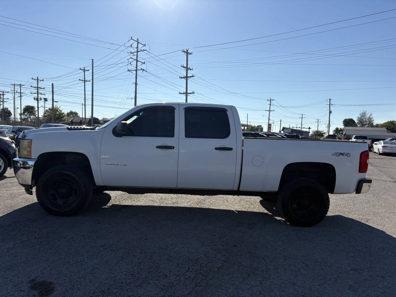 Used 2011 Chevrolet Silverado 2500 W/T AWD/4WD image 3