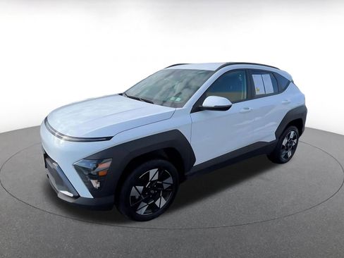 Used 2025 Hyundai Kona SEL image 6