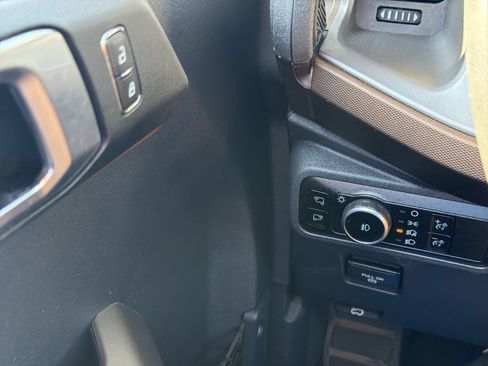 Used 2023 Ford Bronco Outer Banks AWD/4WD image 25