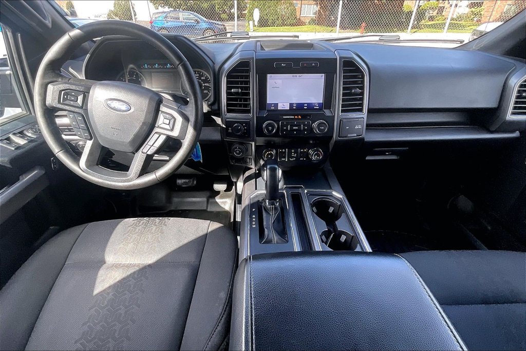 Used 2019 Ford F150 XLT w/ Equipment Group 302A Luxury AWD/4WD image 14