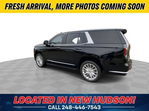 Used 2024 Cadillac Escalade Premium Luxury w/ LPO, Floor Liner Package AWD/4WD image 8