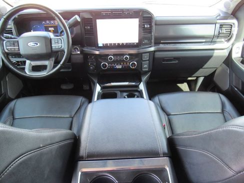 Used 2023 Ford F350 Lariat w/ FX4 Off-Road Package AWD/4WD image 23