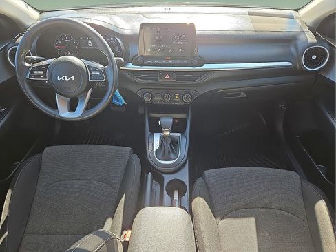 Used 2024 Kia Forte LXS image 16