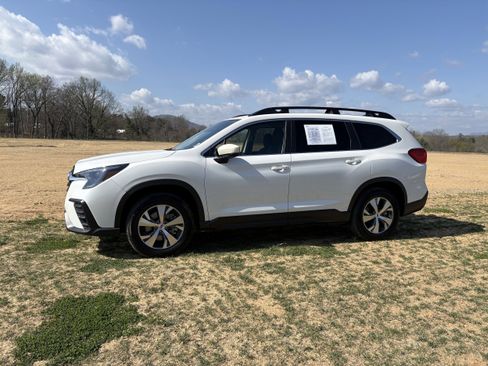 Certified 2025 Subaru Ascent Premium AWD/4WD image 4