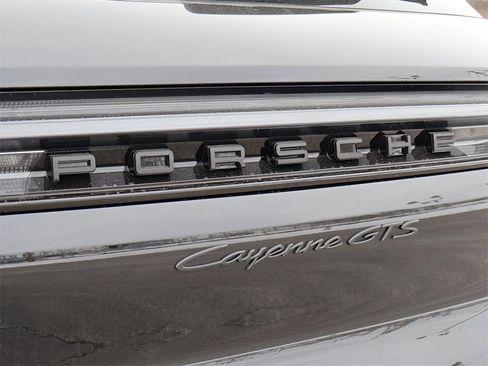 New 2026 Porsche Cayenne GTS image 6