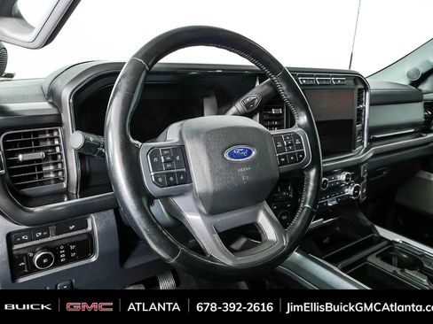 Used 2023 Ford F250 Lariat w/ Sport Appearance Package AWD/4WD image 4