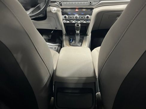 Used 2019 Hyundai Elantra Value Edition FWD image 30
