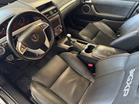 Used 2009 Pontiac G8 GXP image 12