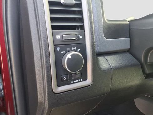 Used 2018 RAM 3500 Tradesman w/ Chrome Appearance Group image 16