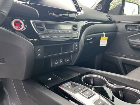 New 2026 Honda Ridgeline Black Edition image 20