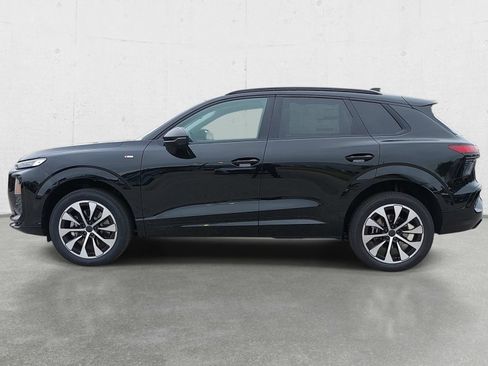 New 2026 Audi Q3 quattro 2.0T AWD/4WD image 8