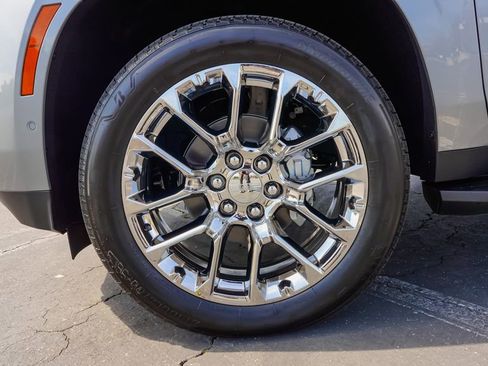 New 2026 GMC Yukon XL Elevation image 7