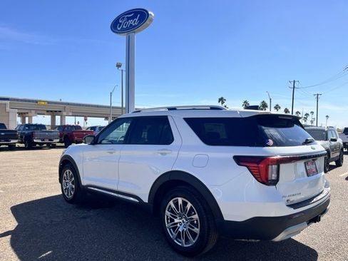 New 2026 Ford Explorer Platinum image 5
