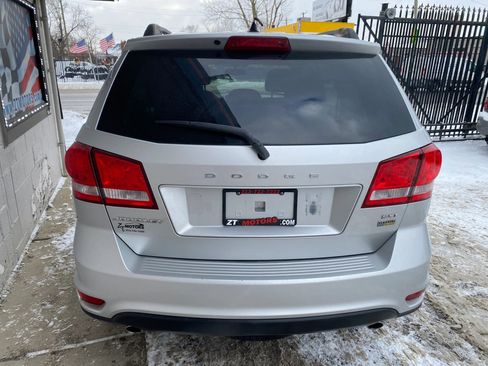 Used 2014 Dodge Journey SXT w/ Flexible Seating Group image 7