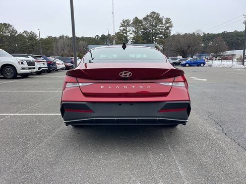 Certified 2024 Hyundai Elantra SEL image 6