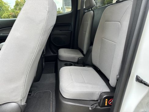 Used 2019 Chevrolet Colorado W/T w/ WT Convenience Package image 25