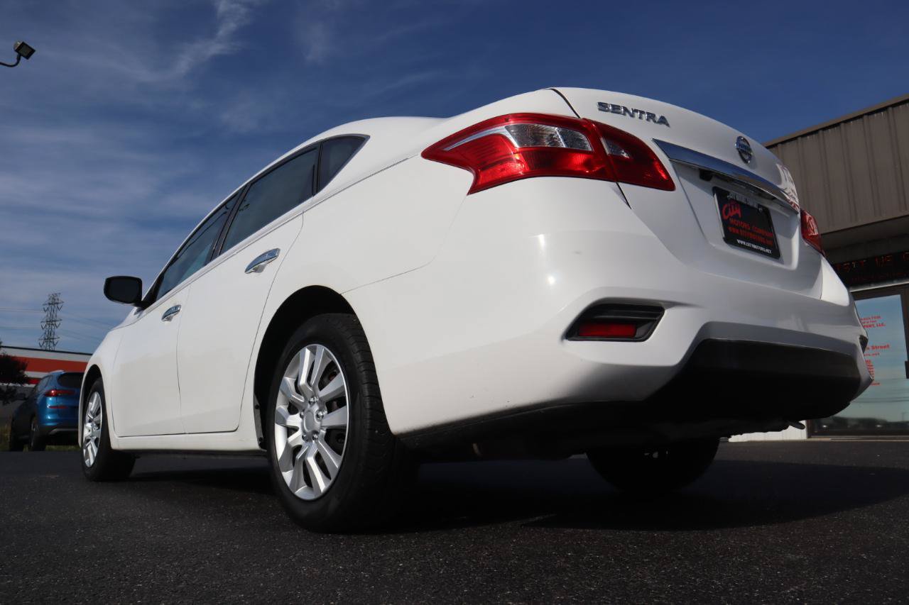 Used 2019 Nissan Sentra S FWD image 19
