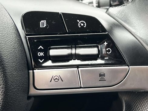 Used 2023 Hyundai Elantra SEL w/ Convenience Package FWD image 20