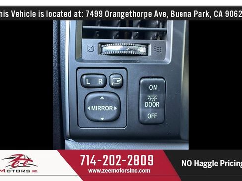 Used 2019 Toyota Sequoia Platinum w/ Carpet Mat Package (TMS) AWD/4WD image 46