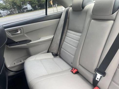 Used 2017 Toyota Camry SE FWD image 25