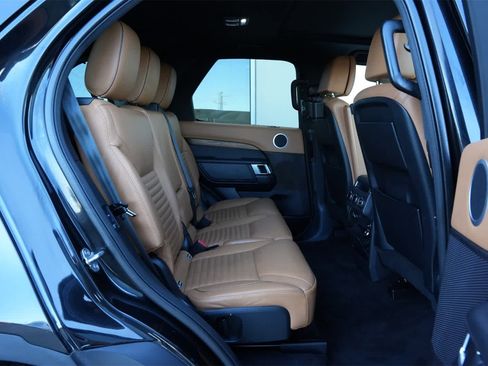 Used 2017 Land Rover Discovery HSE Luxury image 20