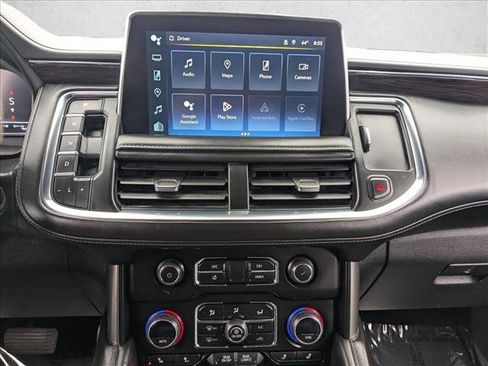 Used 2023 Chevrolet Suburban LT image 16