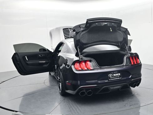 Used 2022 Ford Mustang Shelby GT500 w/ Technology Package RWD image 70