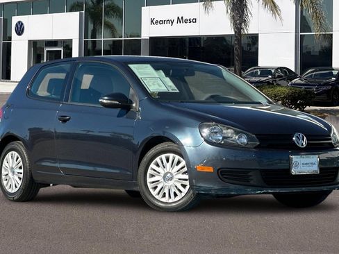 Used 2012 Volkswagen Golf 2-Door image 2