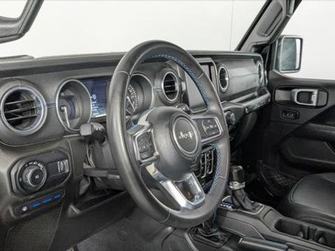 Used 2023 Jeep Wrangler Rubicon image 24