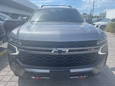 Used 2022 Chevrolet Suburban Z71 image 11