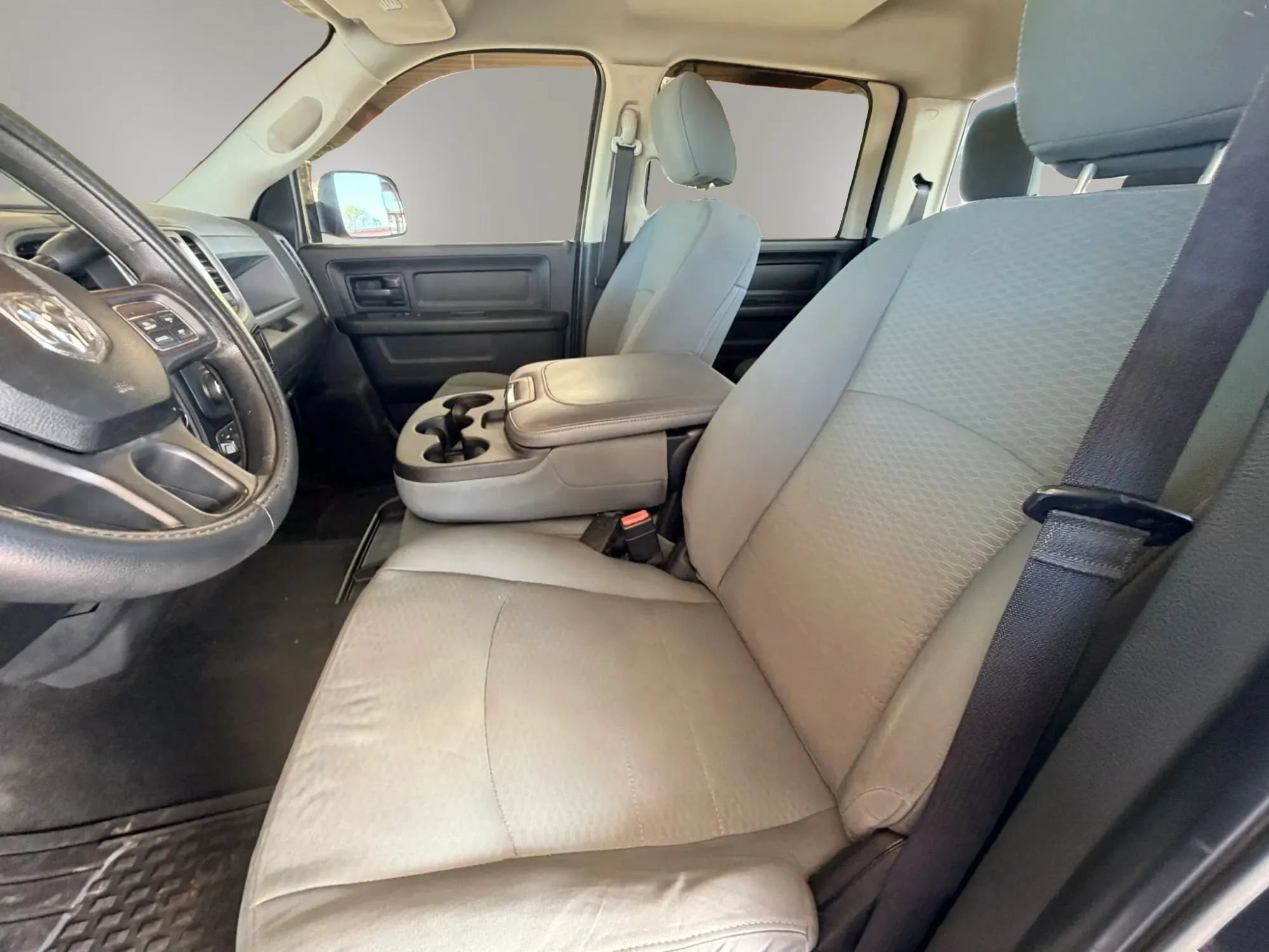 Used 2017 RAM 2500 Tradesman w/ Chrome Appearance Group AWD/4WD image 29