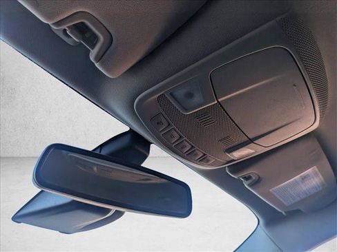 Used 2019 Ford Fusion SE FWD image 21