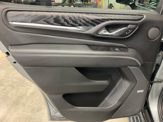 Used 2023 GMC Yukon Denali AWD/4WD image 15