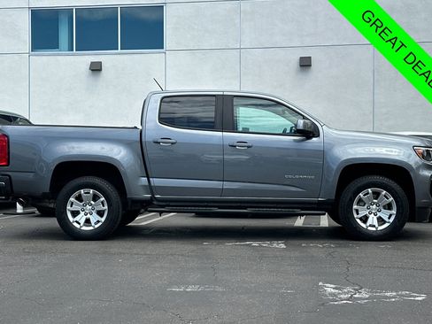 Used 2021 Chevrolet Colorado LT w/ LT Convenience Package RWD image 3