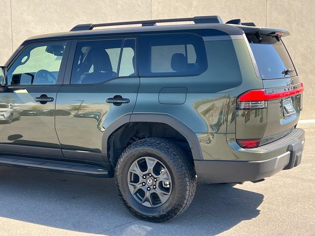 Used 2025 Lexus GX 550 AWD/4WD image 7