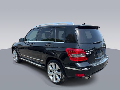 Used 2010 Mercedes-Benz GLK 350 4MATIC image 5