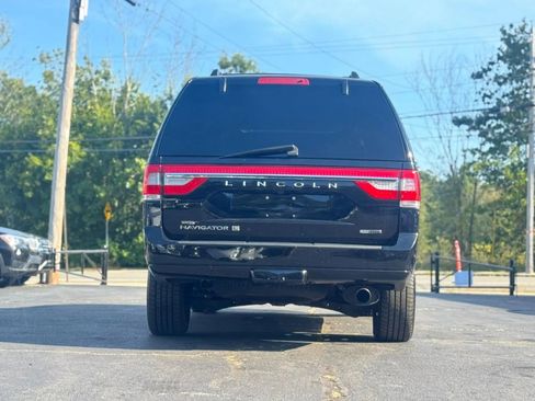 Used 2016 Lincoln Navigator L Select image 6