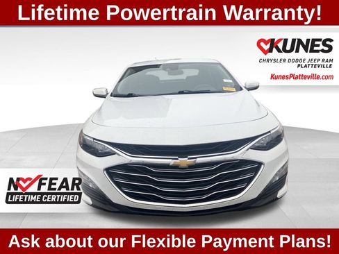 Used 2024 Chevrolet Malibu LT image 3
