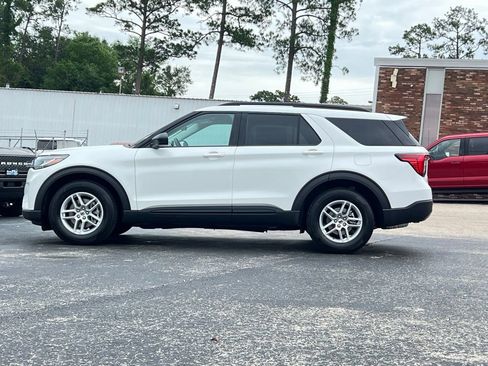 New 2026 Ford Explorer Active w/ Active Comfort Package RWD image 2