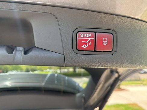 Used 2023 Mercedes-Benz GLA 250 w/ AMG Line Exterior image 24