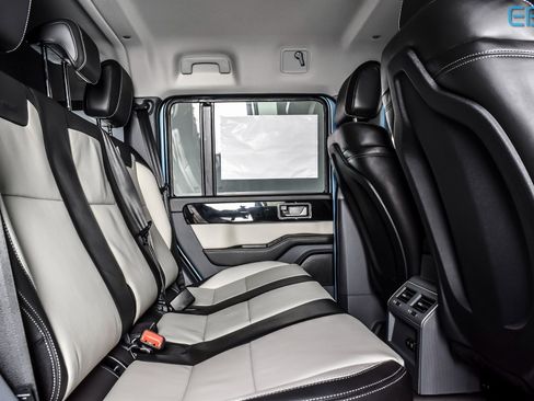 New 2025 INEOS Grenadier Fieldmaster Edition image 20